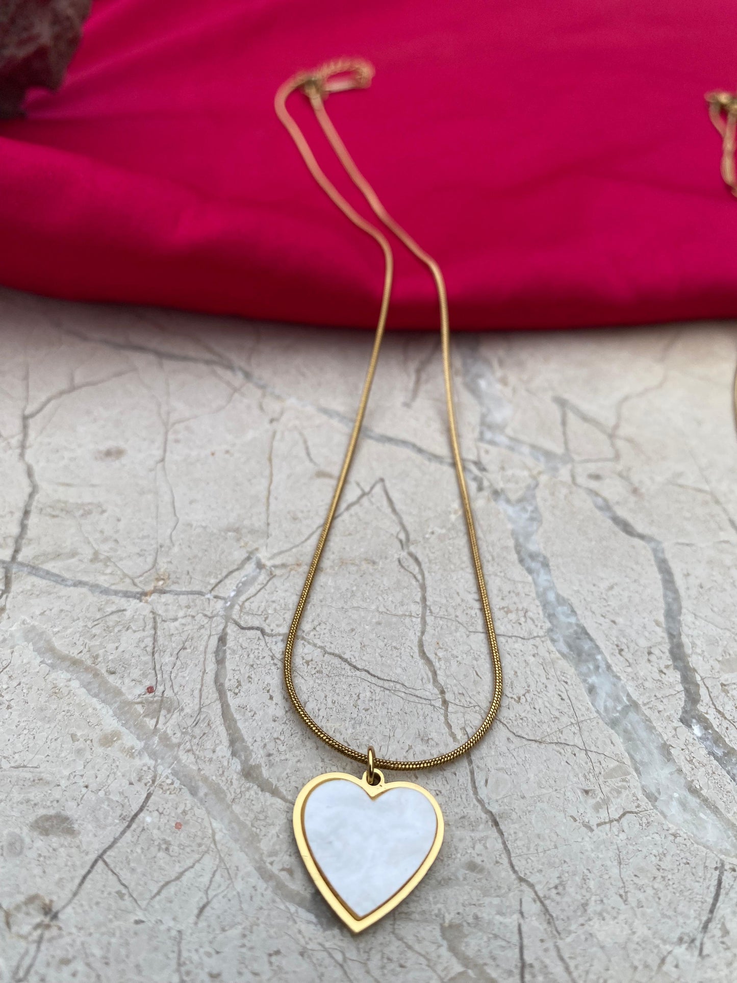 New Heart-shaped pendant necklace stainless steel
