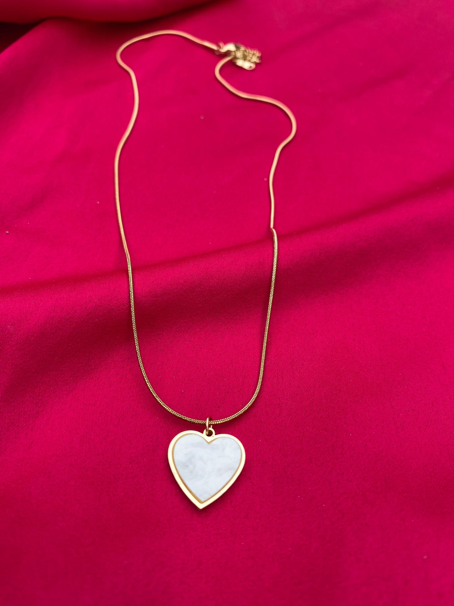 New Heart-shaped pendant necklace stainless steel
