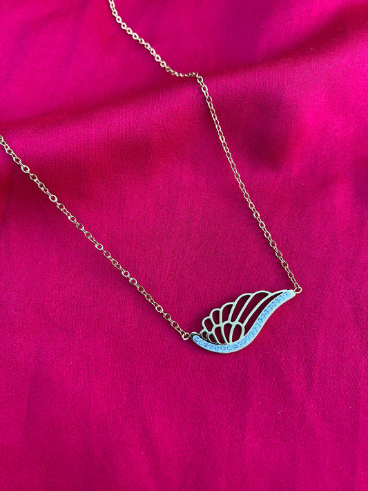 Necklace with a leaf-shaped pendant (stainless steel)